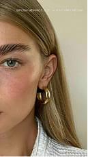 eyebrow
